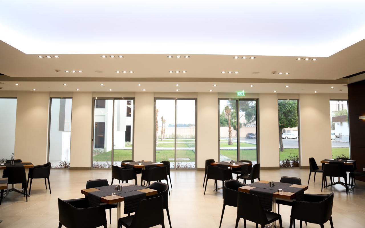 M Executive Residence & Boutique Hotel - Adults Only Al Khobar Ngoại thất bức ảnh